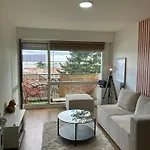 Moderne Avec Parking Prive Lit Connecte Led & Retroprojecteur 5 Min Zenith Daire Saint-Herblain