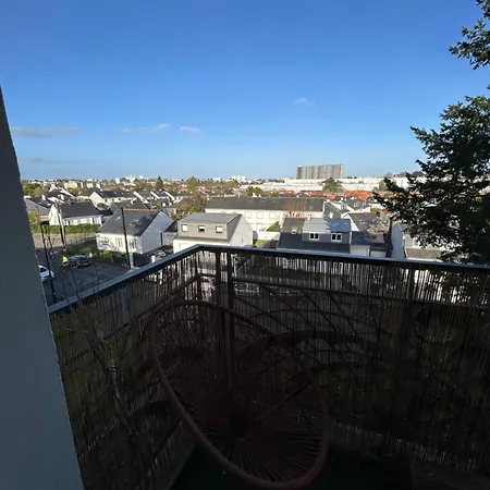 Superbe Apppartement Avec Balcon Et Parking Appartement *