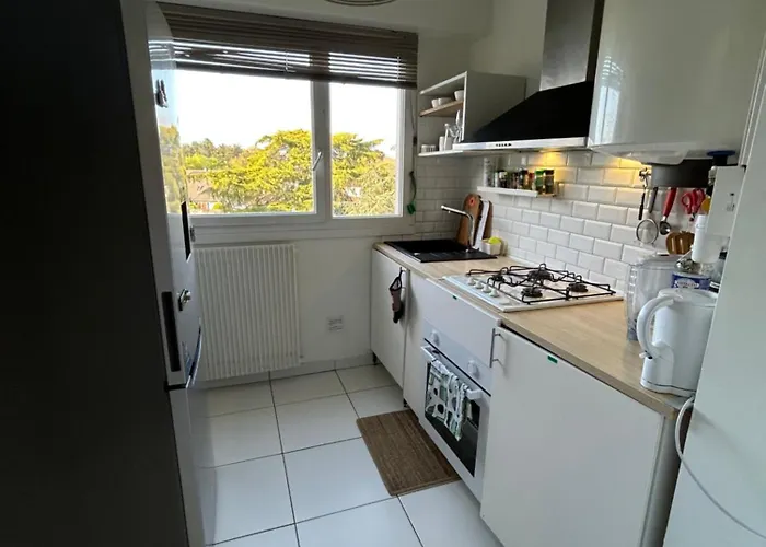 Superbe Apppartement Avec Balcon Et Parking Saint-Herblain