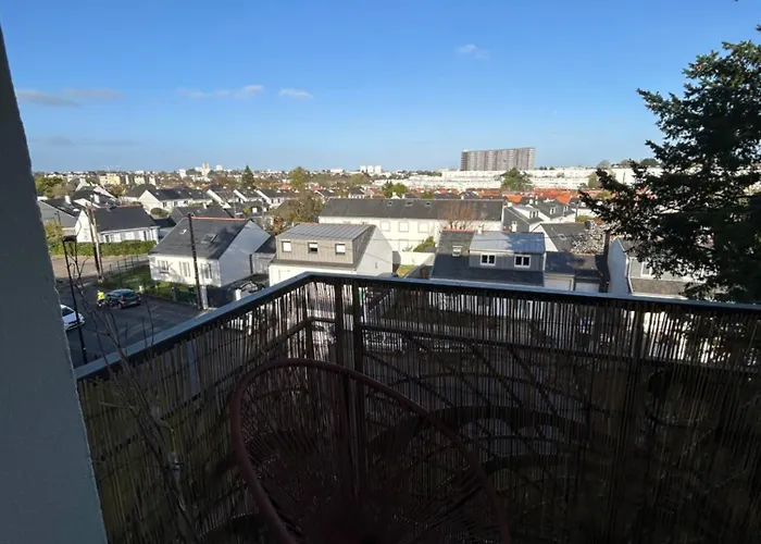 Superbe Apppartement Avec Balcon Et Parking Appartement *