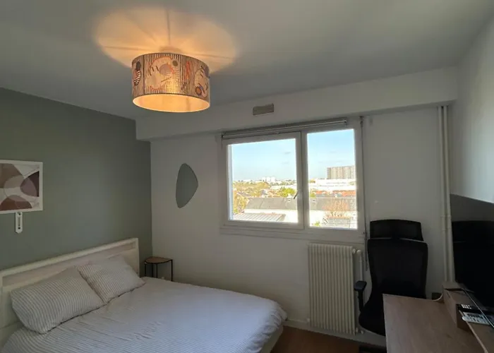 Superbe Apppartement Avec Balcon Et Parking * Saint-Herblain